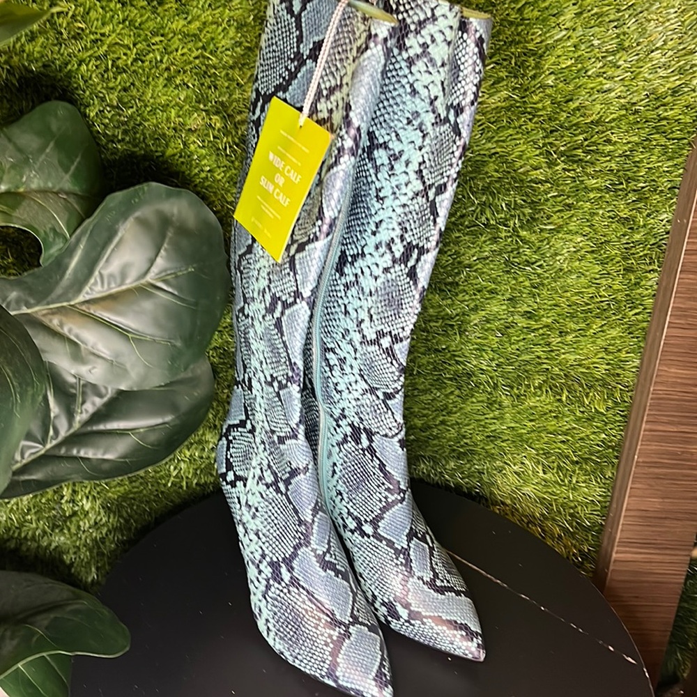 NEW Gianni bini blue snake print knee boots